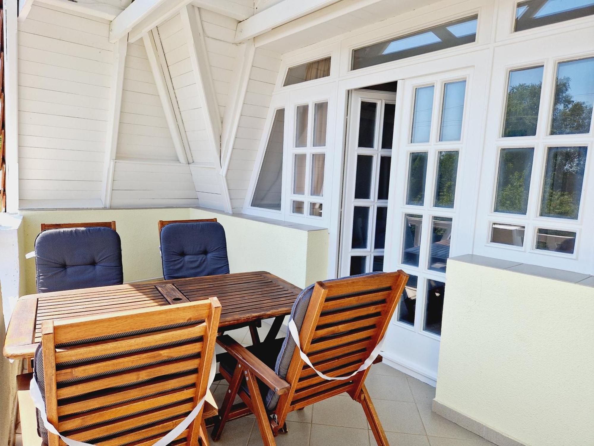 Balaton Apartman Fuered Balatonfured Exterior photo